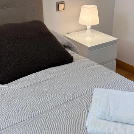 Gran Via - Parking Gratis Apartment Salamanca
