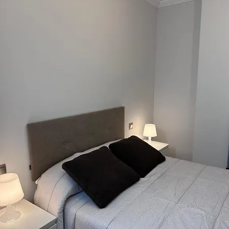 Gran Via - Parking Gratis Apartment