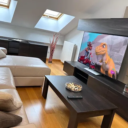 Gran Via - Parking Gratis Apartment Salamanca